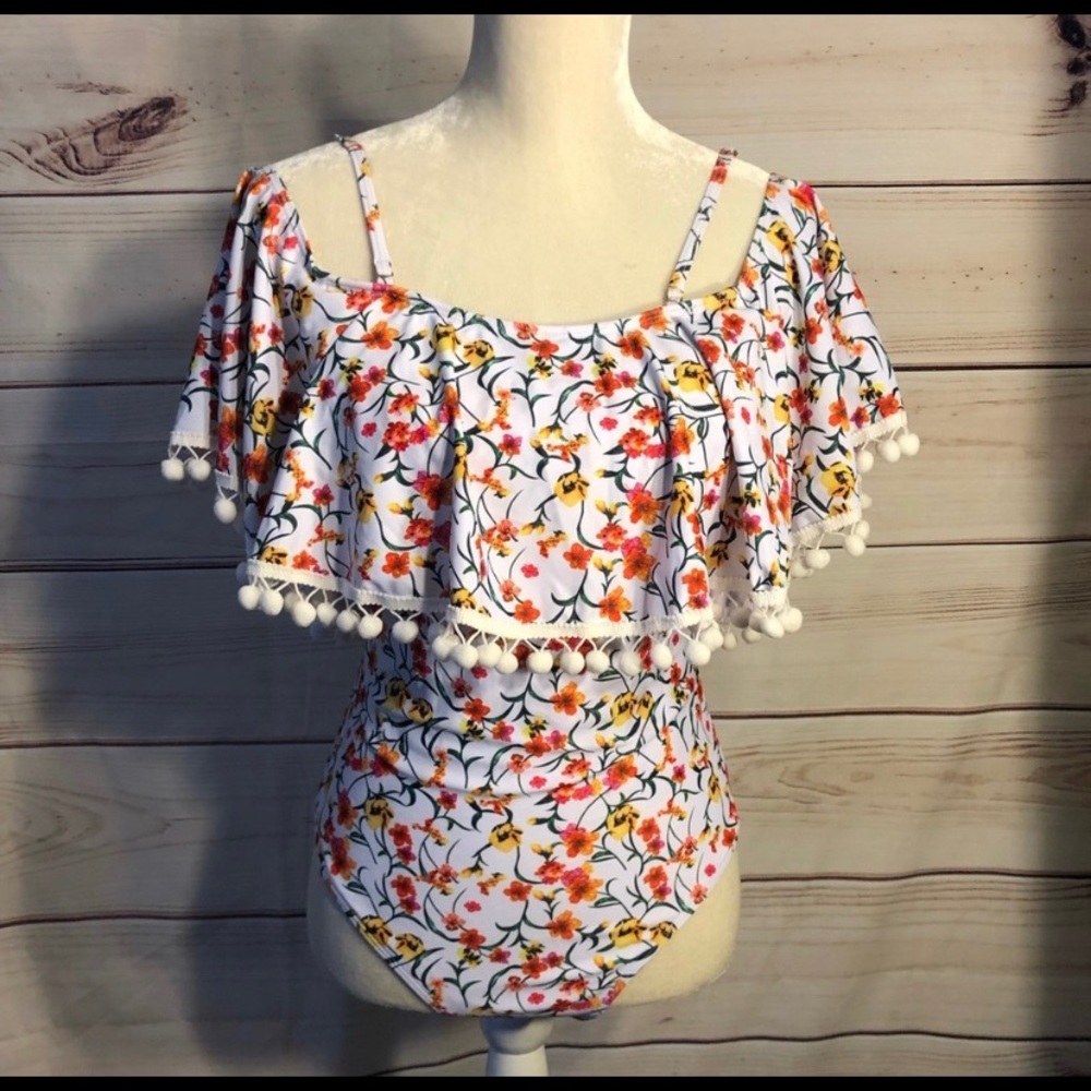 Full piece bathing suit